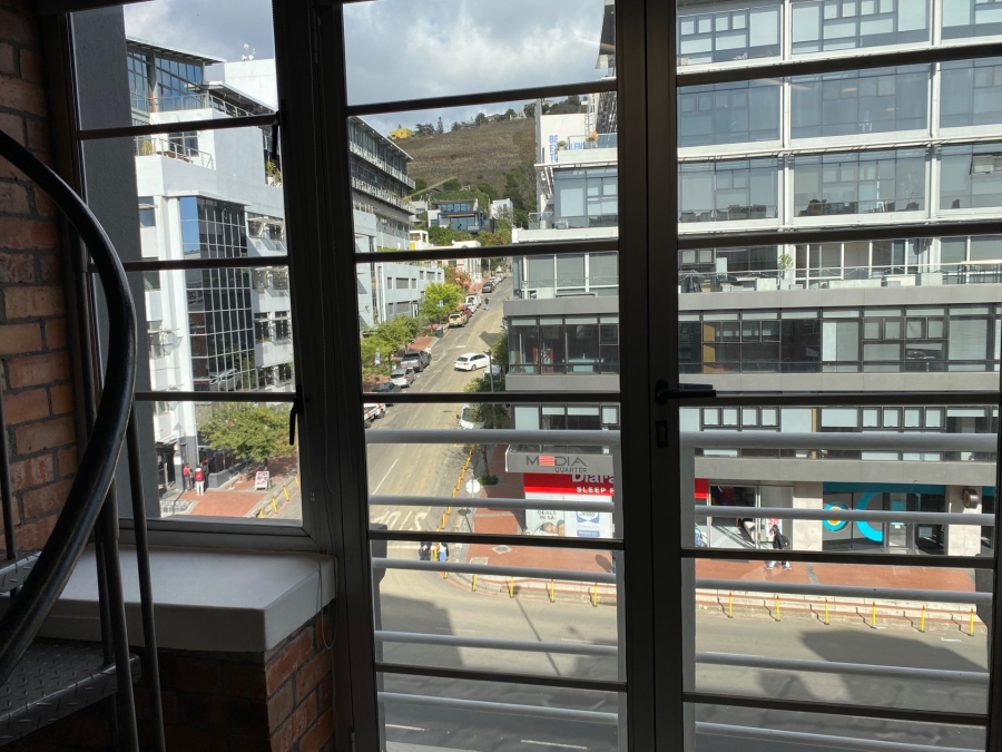 To Let Commercial Property for Rent in De Waterkant Western Cape